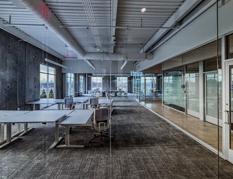 More Photos Of 2500 NE 11th St, Bentonville Coworking Space