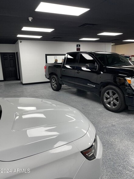 More Photos Of 3810 W Van Buren St, Phoenix Auto Dealership For Sale