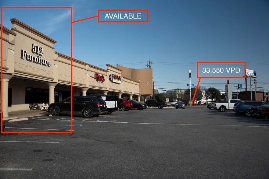 More Photos Of 7115 Blanco Rd, San Antonio Storefront For Lease