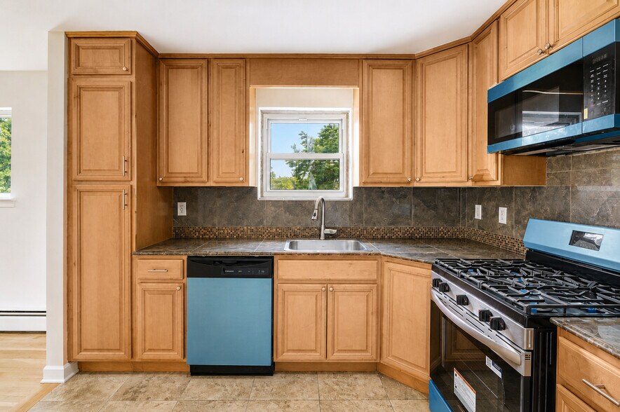 More Photos Of 5834 Fieldston Rd, Bronx Apartments For Sale