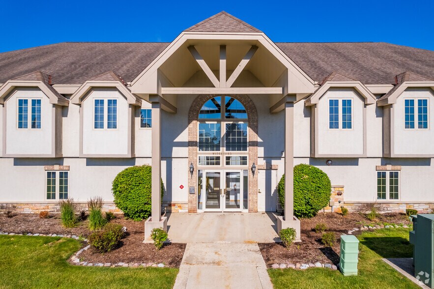 More Photos Of W175N11081 Stonewood Dr, Germantown Unknown For Lease