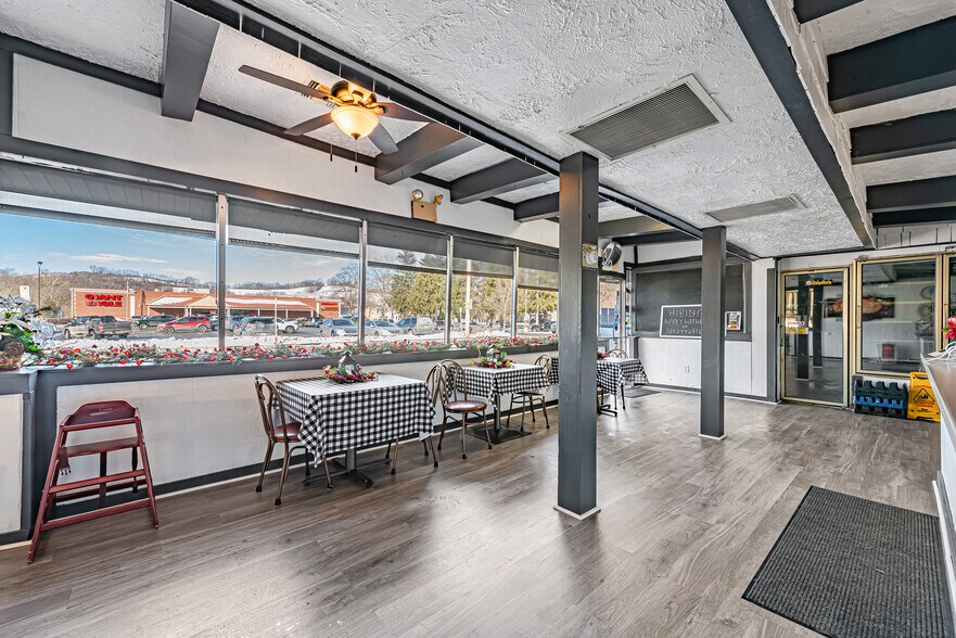 More Photos Of 116 S Walnut St, Ligonier Township Specialty For Sale