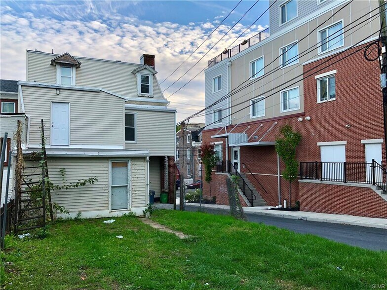 More Photos Of 441 W Turner St, Allentown Multifamily For Sale