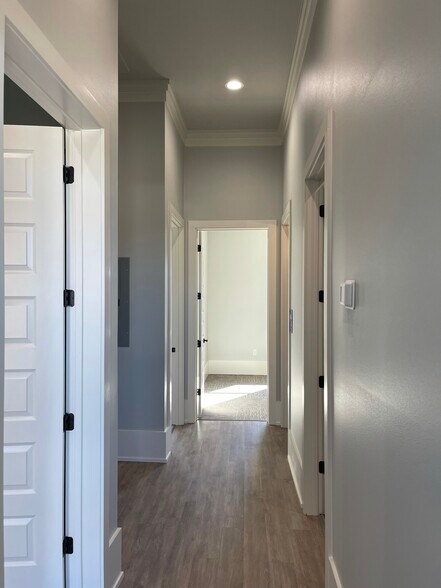 More Photos Of W 4021 W. E. Heck Ct., Bldg E, Baton Rouge Office For Lease