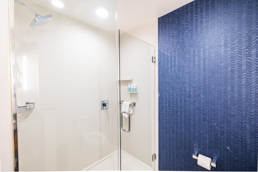 More Photos Of 3520 Timberwood Dr, Fort Collins Hotel For Sale