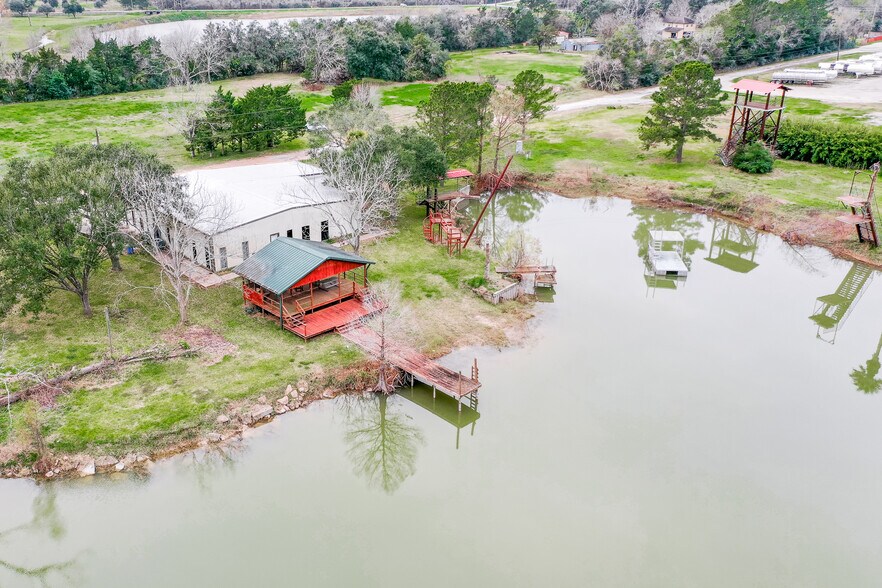 More Photos Of 850 County Road 149, Alvin Land For Sale