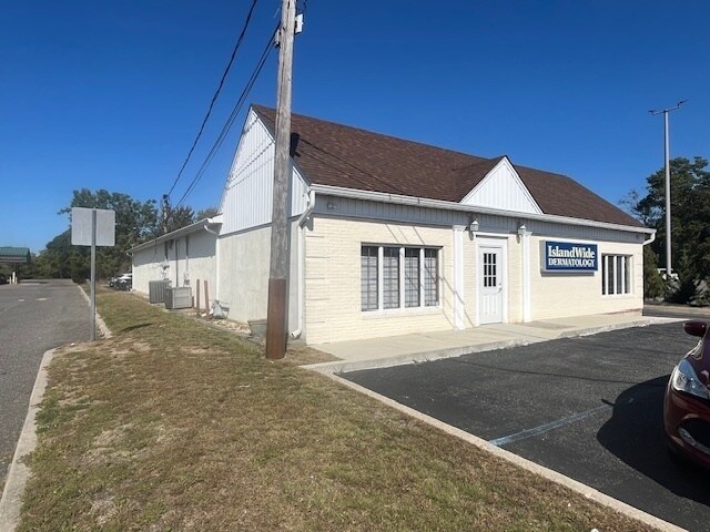 More Photos Of 1190 Old Country CR-58 Rd, Riverhead Medical For Lease