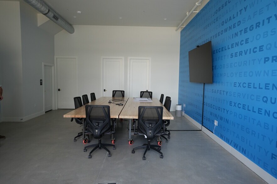 More Photos Of 74 E 13065 S, Draper Office For Sale
