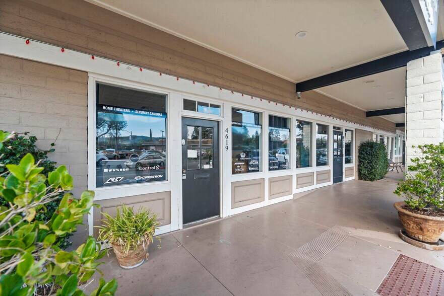 More Photos Of 4601-4711 Lakeview Canyon Rd, Westlake Village Unknown For Lease