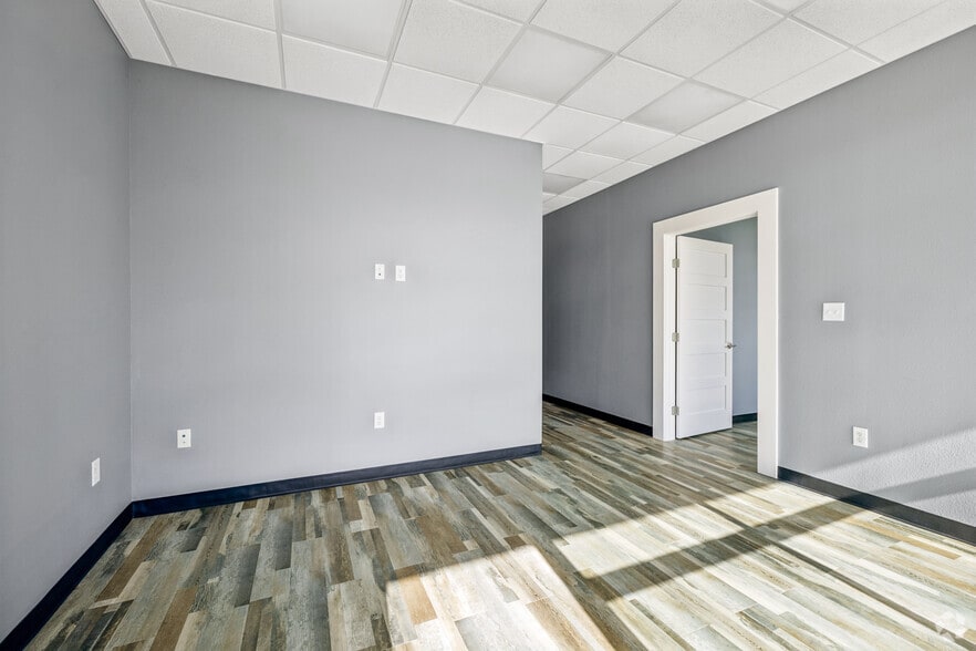 More Photos Of Eddie Dr, Humble Unknown For Lease