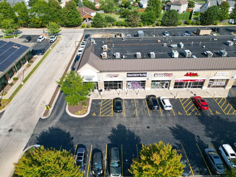 More Photos Of 1520-1538 Route 59, Joliet Unknown For Lease