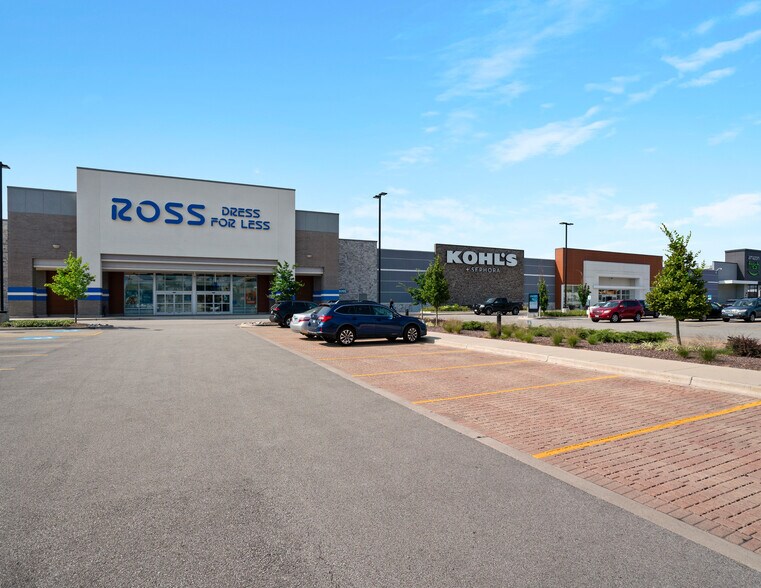 More Photos Of 6921 Dempster St, Morton Grove General Retail For Sale