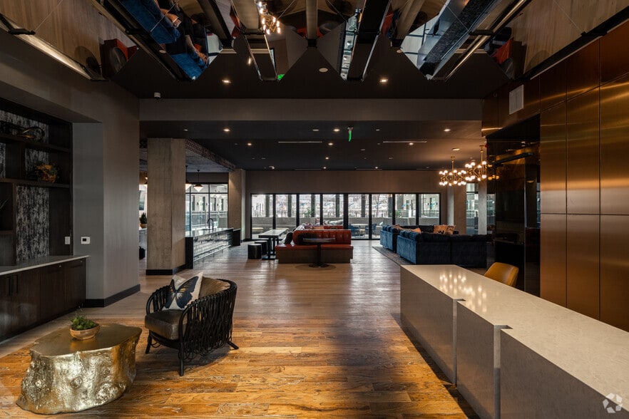 More Photos Of 2520 Wewatta Way, Denver Apartments For Lease