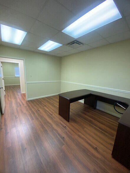 More Photos Of 333-335 Southfield Rd, Shreveport Freestanding For Lease