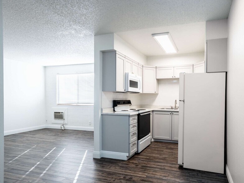 More Photos Of 275 C St, Sparks Apartments For Sale