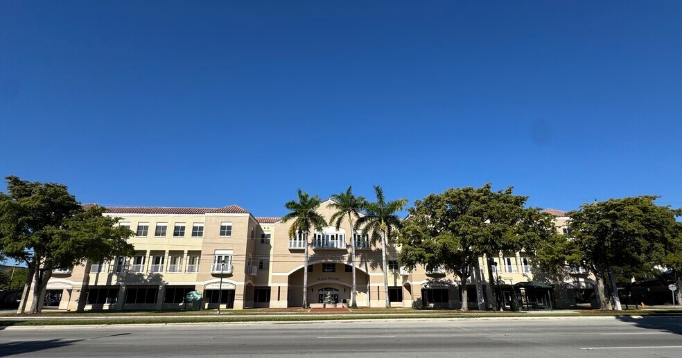 Primary Photo Of 15600 NW 67th Ave, Miami Lakes Office For Lease