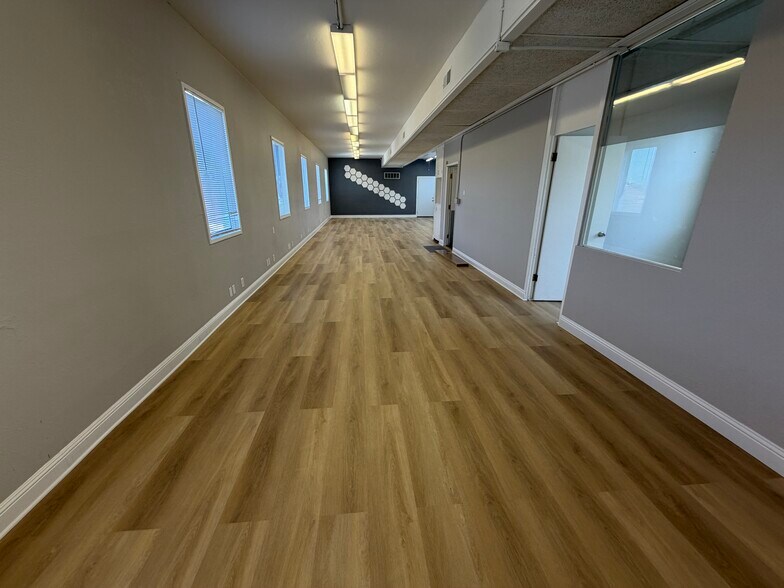 More Photos Of 435 Valley View Rd, El Sobrante Office For Lease