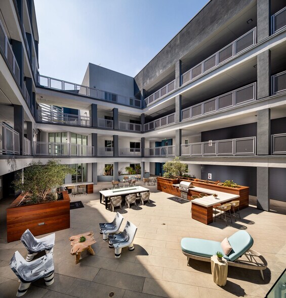 More Photos Of 11924 W Washington Blvd, Los Angeles Apartments For Lease