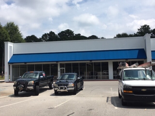 More Photos Of 697 Davis Rd, Stockbridge Unknown For Sale