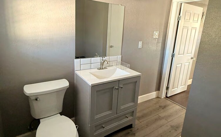 More Photos Of 2003 W Commerce St, San Antonio Loft Creative Space For Lease