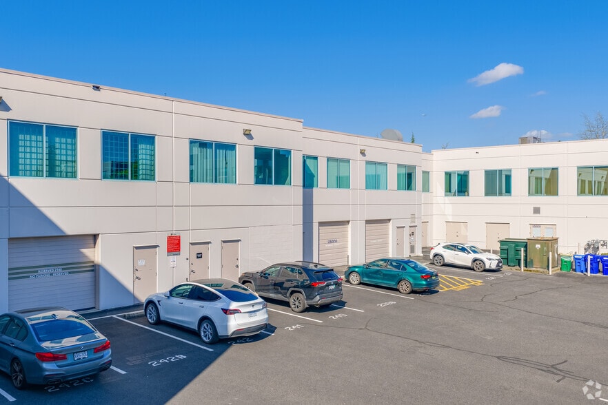 More Photos Of 13353 Commerce Pky, Richmond Office For Lease