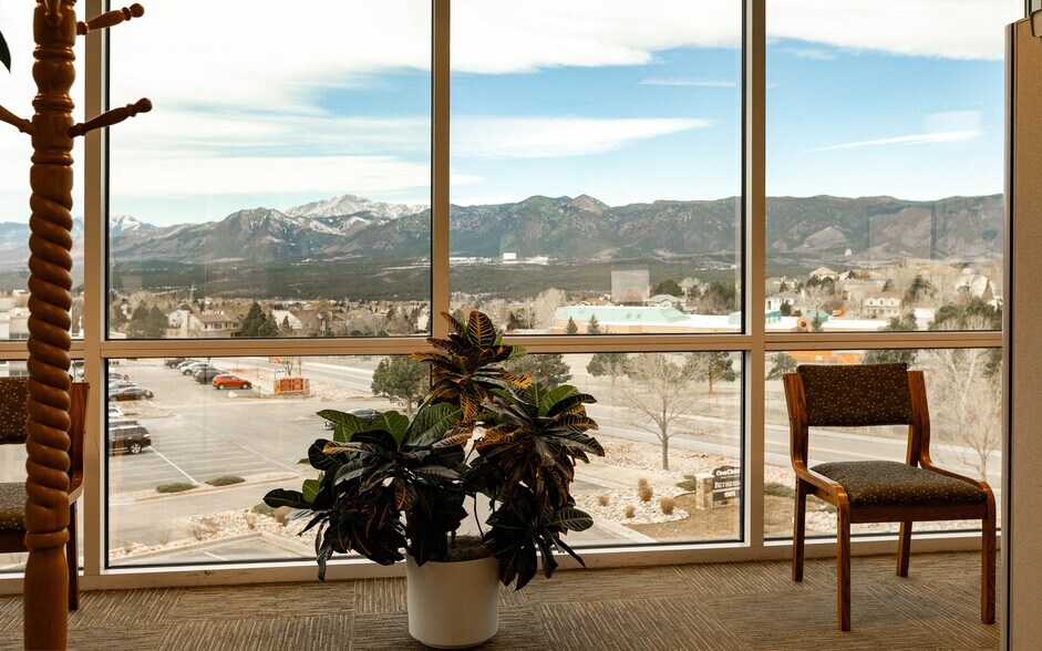 More Photos Of 15475 Gleneagle Dr, Colorado Springs Office For Sale