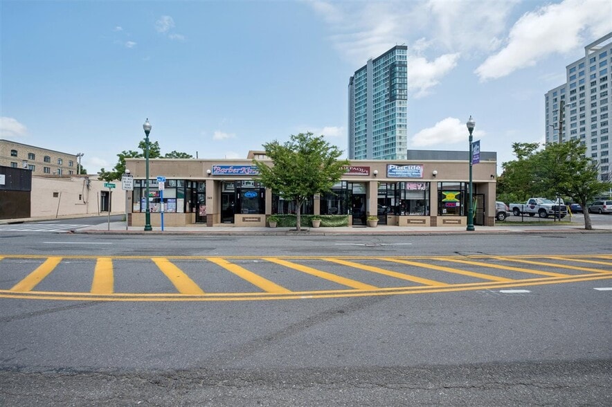 More Photos Of 343-351 North Ave, New Rochelle Storefront For Sale