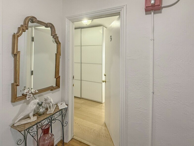 More Photos Of 1919 Curtis St, Berkeley Apartments For Sale