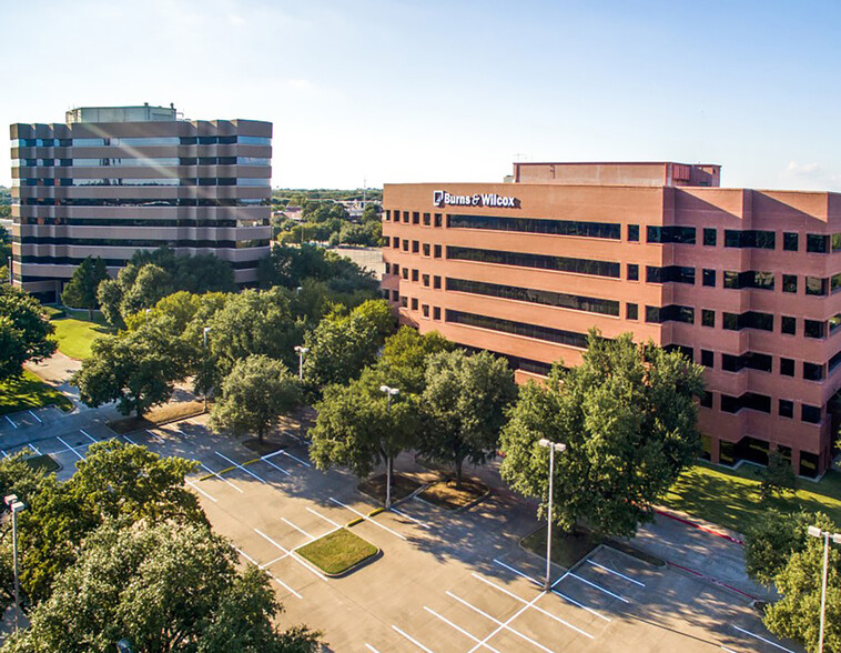 Primary Photo Of 2301 E Lamar Blvd, Arlington Unknown For Lease