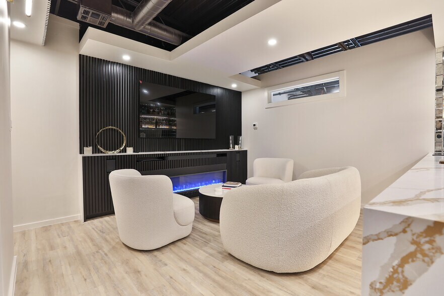 More Photos Of 1435 FM 1463 Rd, Katy Showroom For Sale