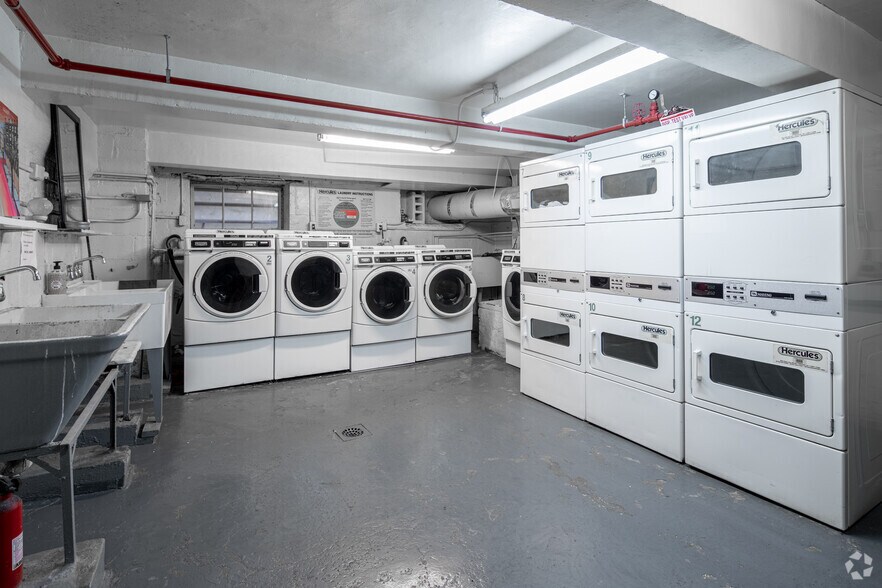 More Photos Of 849-851 2nd Ave, New York Apartments For Lease