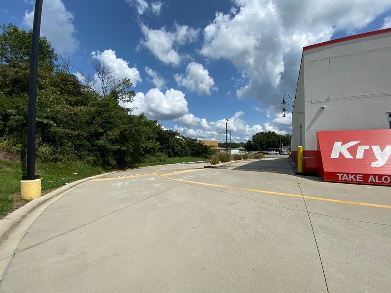 More Photos Of 3329 Rainbow Dr, Rainbow City Fast Food For Sale