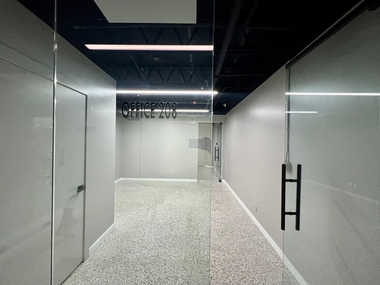 More Photos Of 441 NE 3rd Ave, Fort Lauderdale Office For Lease