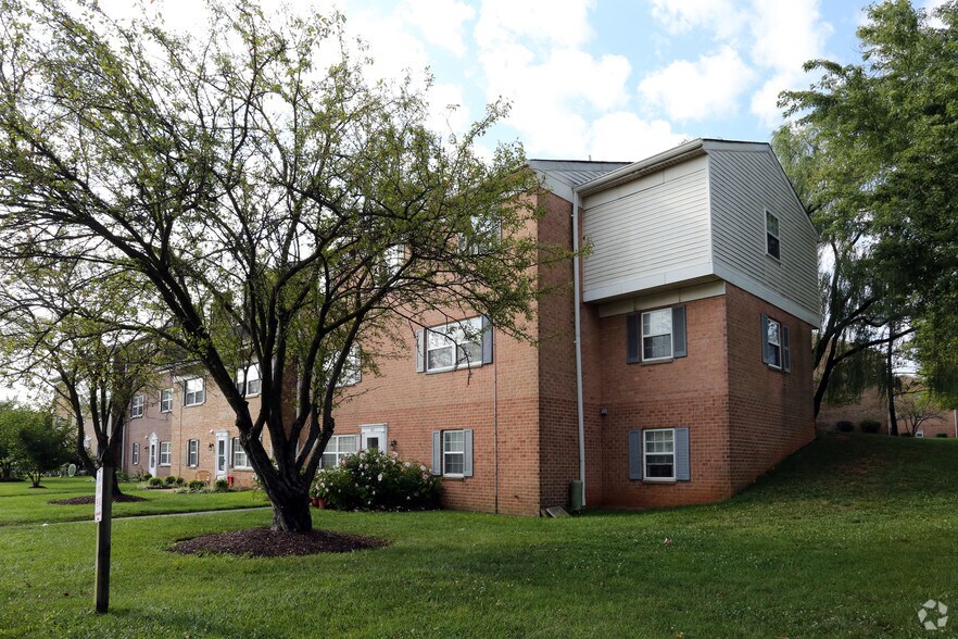 More Photos Of 10000 Greenside Dr, Cockeysville Apartments For Lease