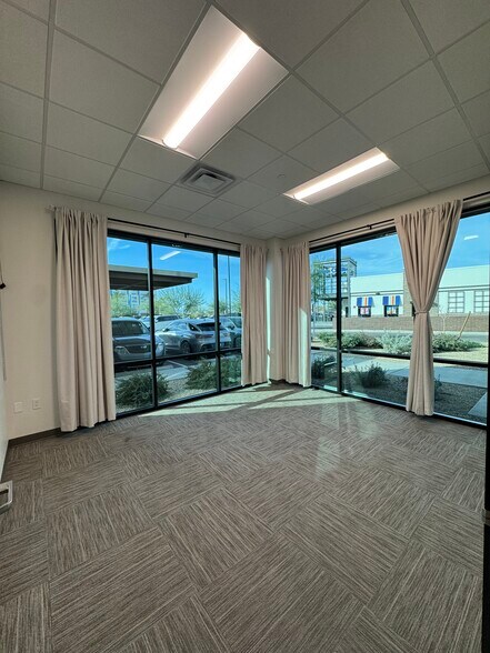 More Photos Of 1360 N Bullard Ave, Goodyear Office For Lease