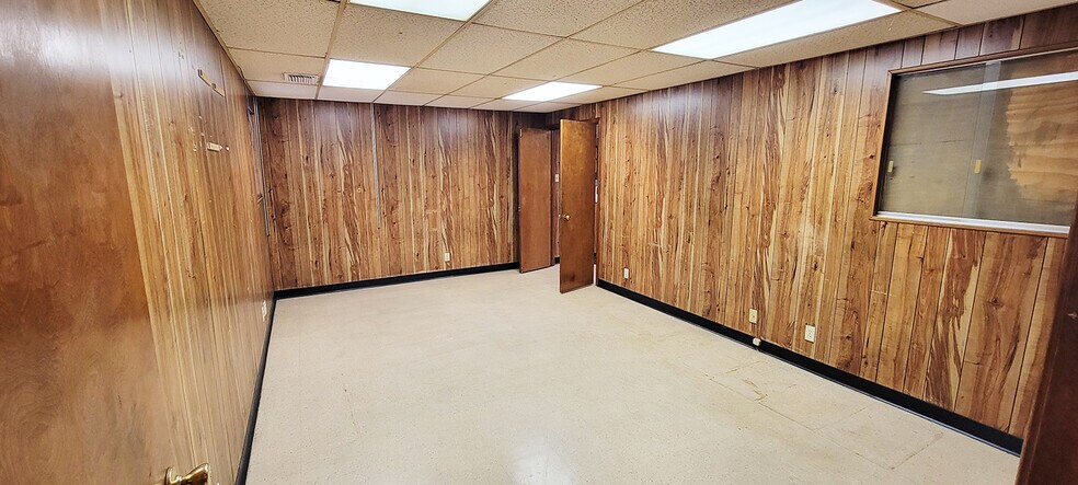 More Photos Of 6099 FM 2767, Tyler Industrial For Lease