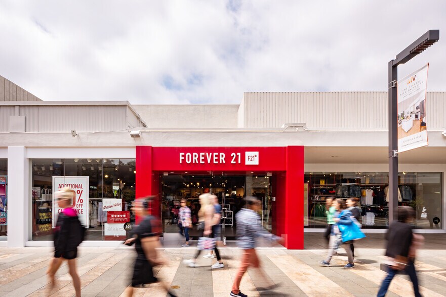 More Photos Of 1288-1640 Camino Del Rio N, San Diego Unknown For Lease