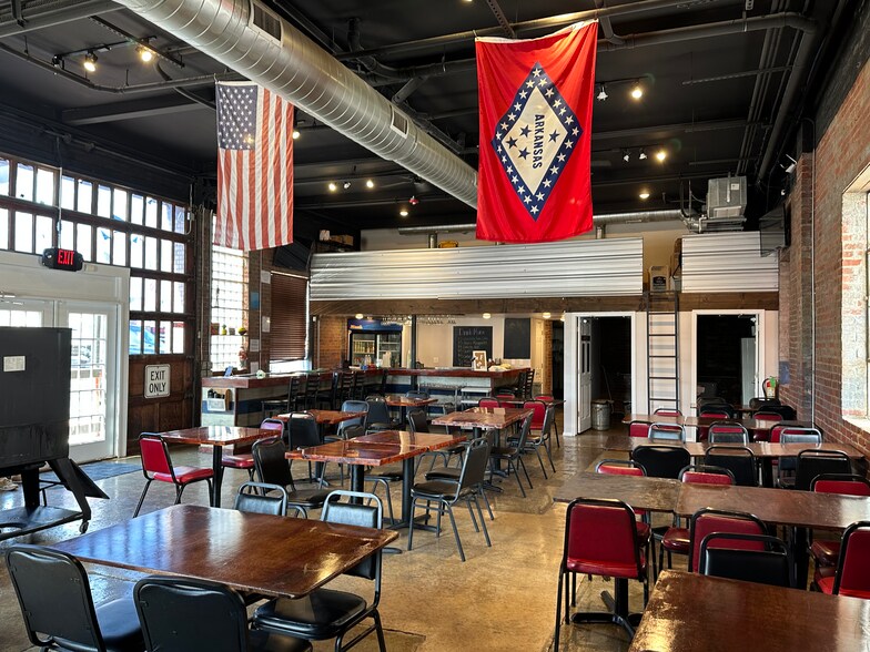 More Photos Of 105 S 3rd St, Rogers Restaurant For Lease