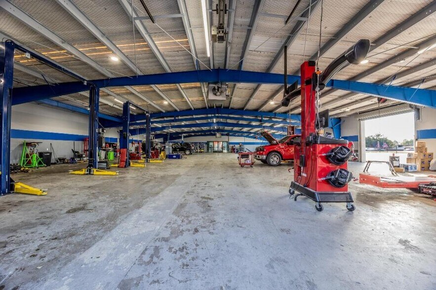 More Photos Of 4001 S Buckner Blvd, Dallas Service For Sale