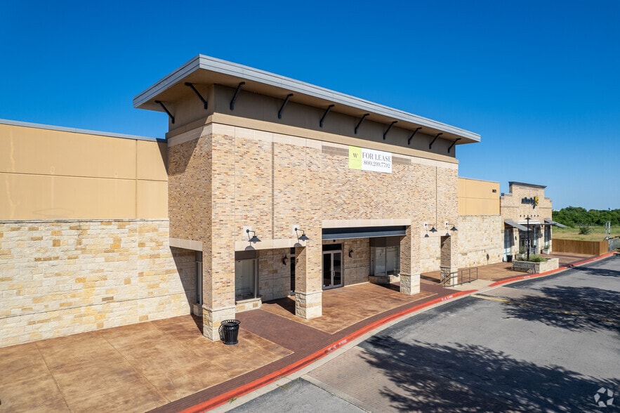 More Photos Of 117 Louis Henna Blvd, Round Rock Unknown For Lease