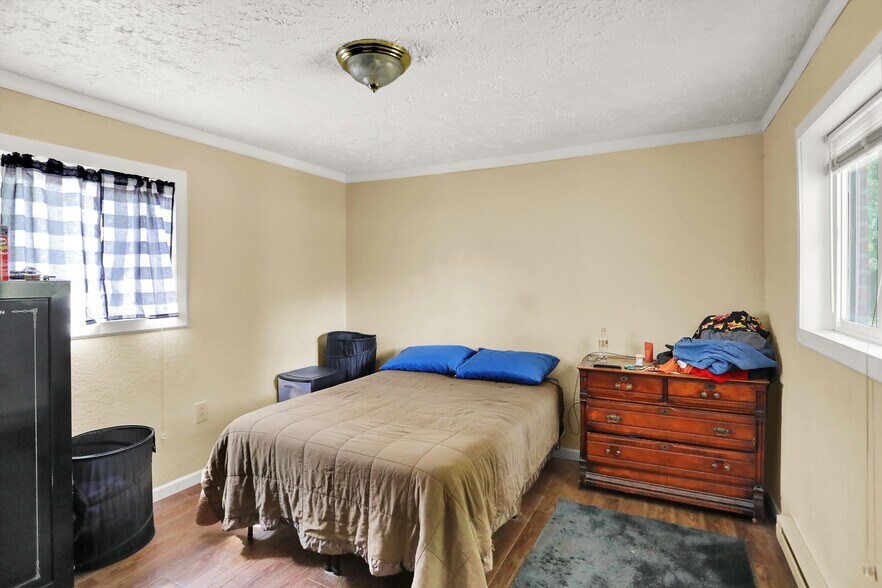 More Photos Of 2142 W Us Highway 40, Greenfield Apartments For Sale