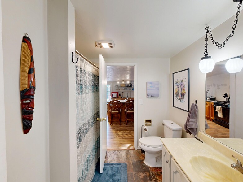 More Photos Of 6990 W Lake Rd, Fairview Restaurant For Sale