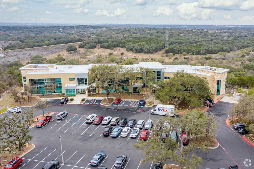More Photos Of 17339 Redland Rd, San Antonio Office For Lease