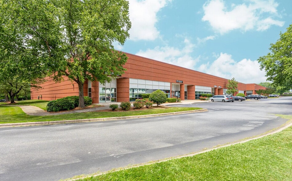 More Photos Of 408 Gallimore Dairy Rd, Greensboro Unknown For Lease