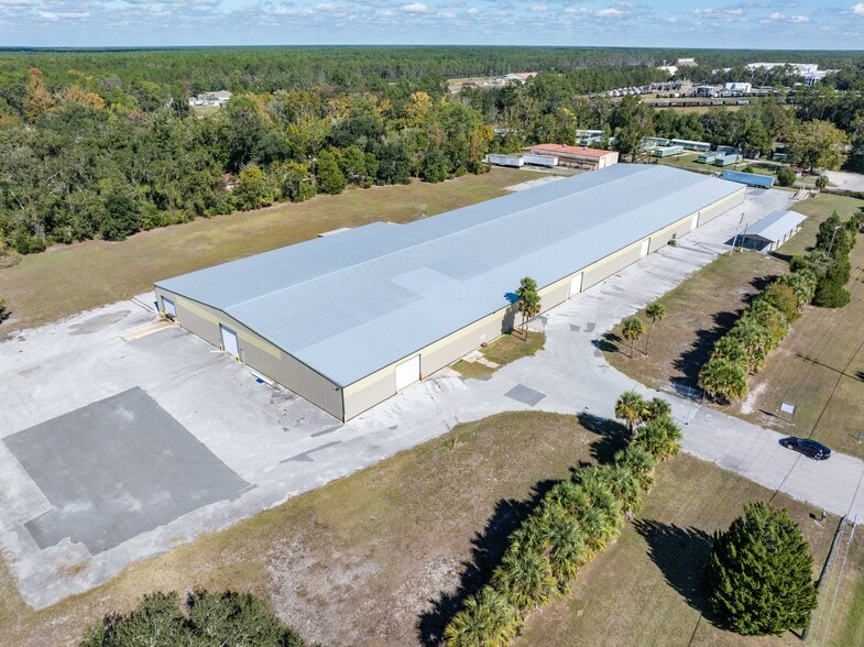 More Photos Of 3710-3719 E Us-90, Lake City Manufacturing For Lease