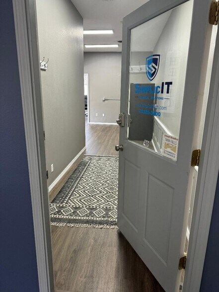 More Photos Of 111 Shoshone St, Twin Falls Storefront Retail Residential For Lease