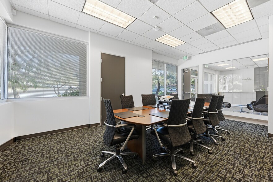 More Photos Of 9170-9190 Camino Santa Fe, San Diego Light Manufacturing For Sale