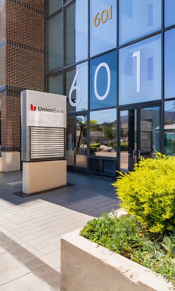 More Photos Of 601 S Glenoaks Blvd, Burbank Office For Lease