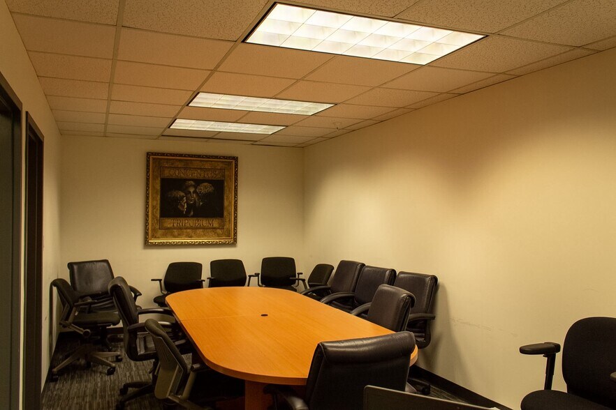 More Photos Of 12425 28th St N, Saint Petersburg Office For Lease