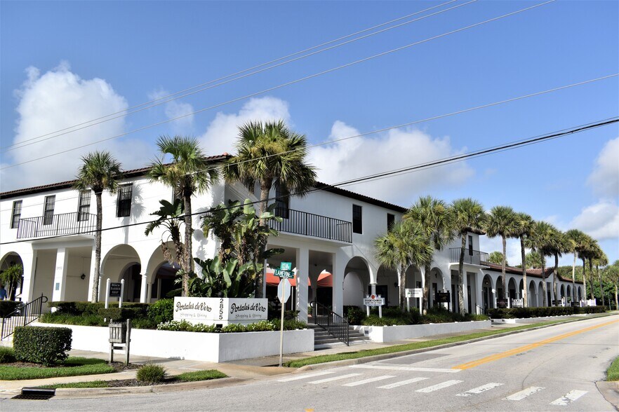 More Photos Of 2855 Ocean Dr, Vero Beach General Retail For Sale
